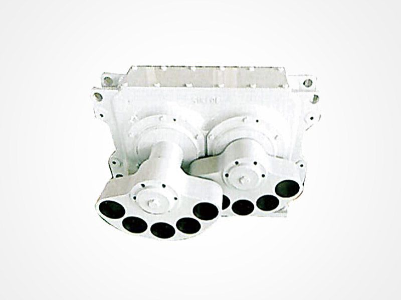 座式自同步稀油激振器